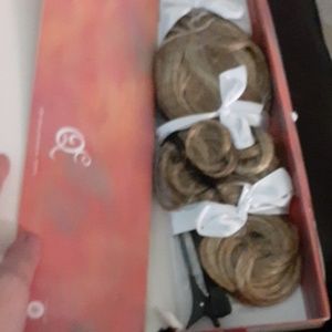 Hair extensions blonde